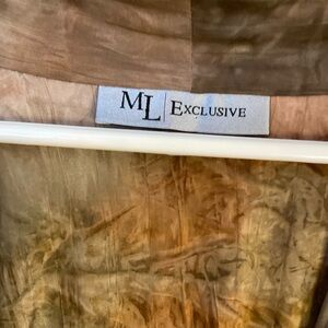 ML Exclusive Earth Toned Abstract Twist Front Top - XL MADE IN CANADA 🇨🇦 A++